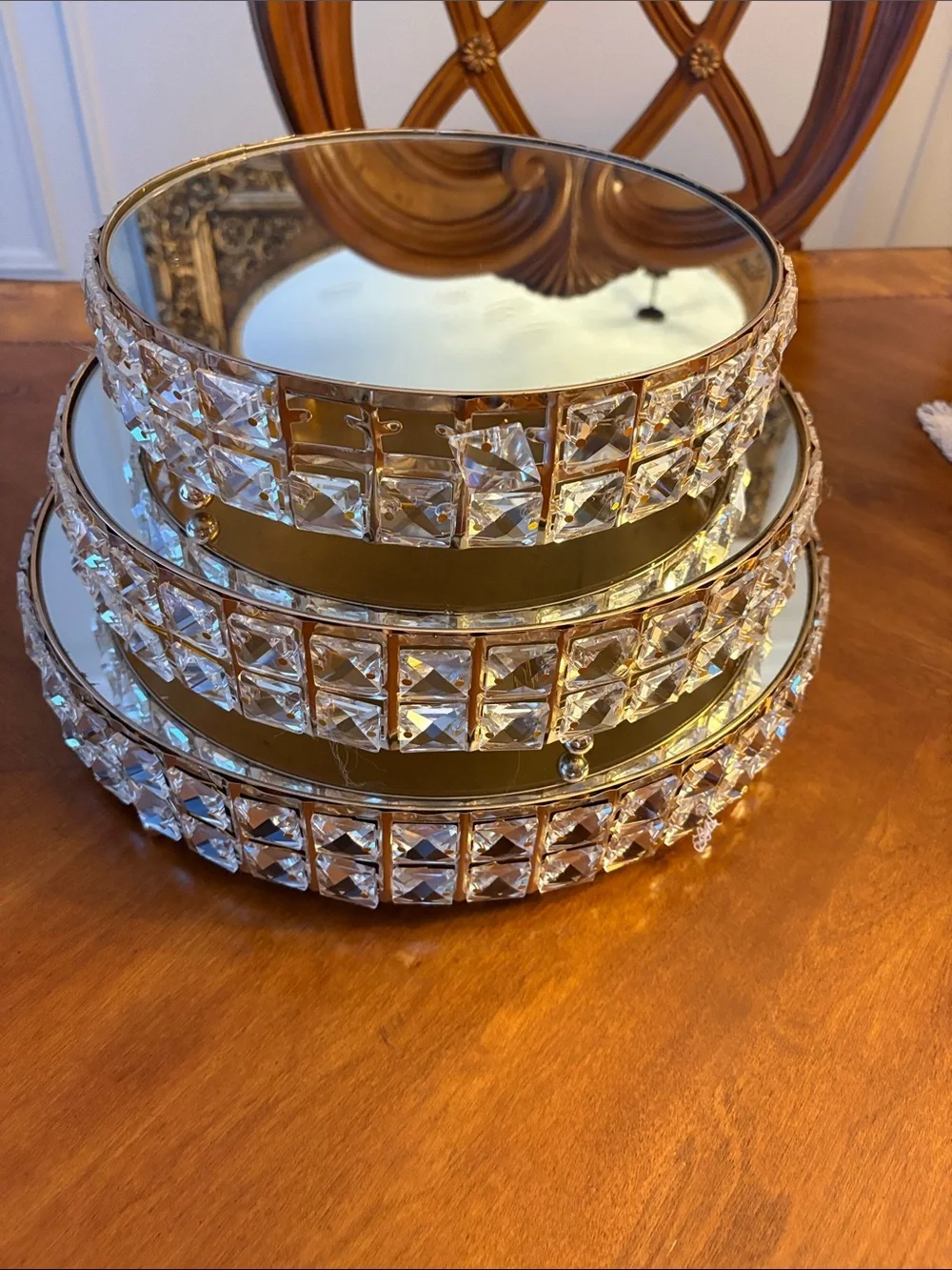 Gorgeous 3-Tier Crystal Mirrored Cake Stand